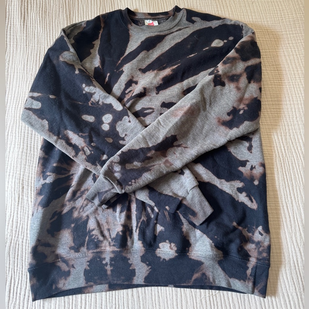 Hanes Black and Brown Tie Dye Crewneck Sweater